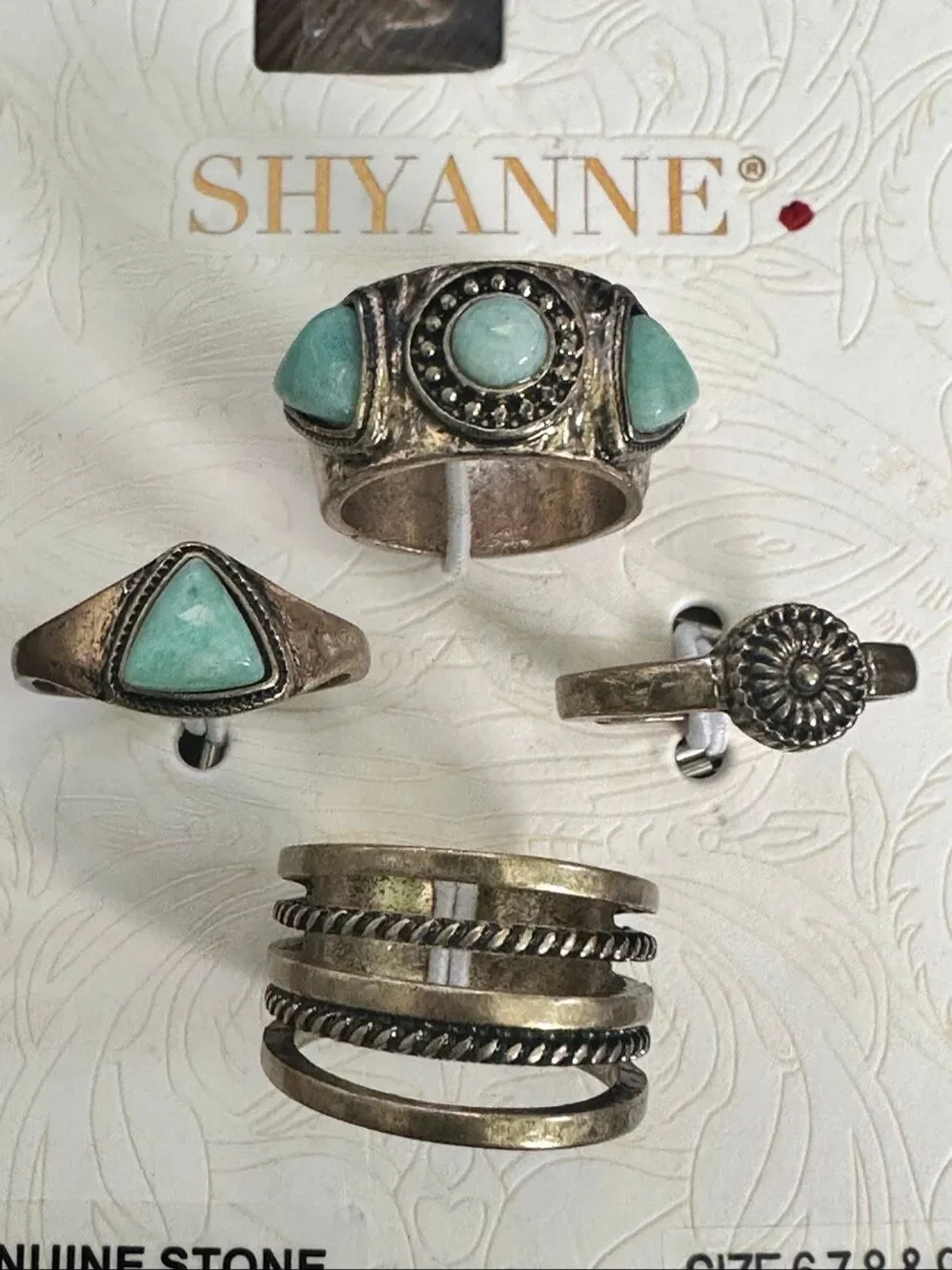 NWT Shyanne ring set